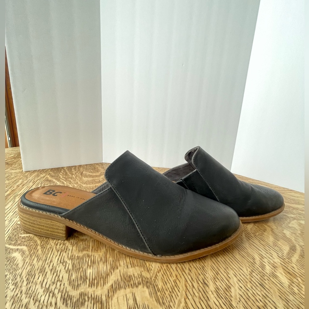 BC Born in California Mules Women’s size 8.5 black and tan shoes simple classic